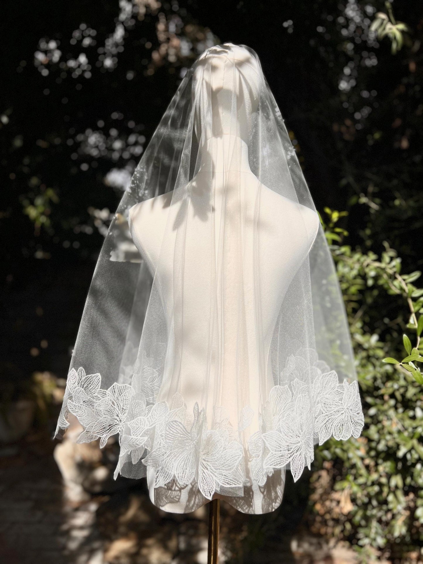 MARRY YOU | Floral Embroidered Veil