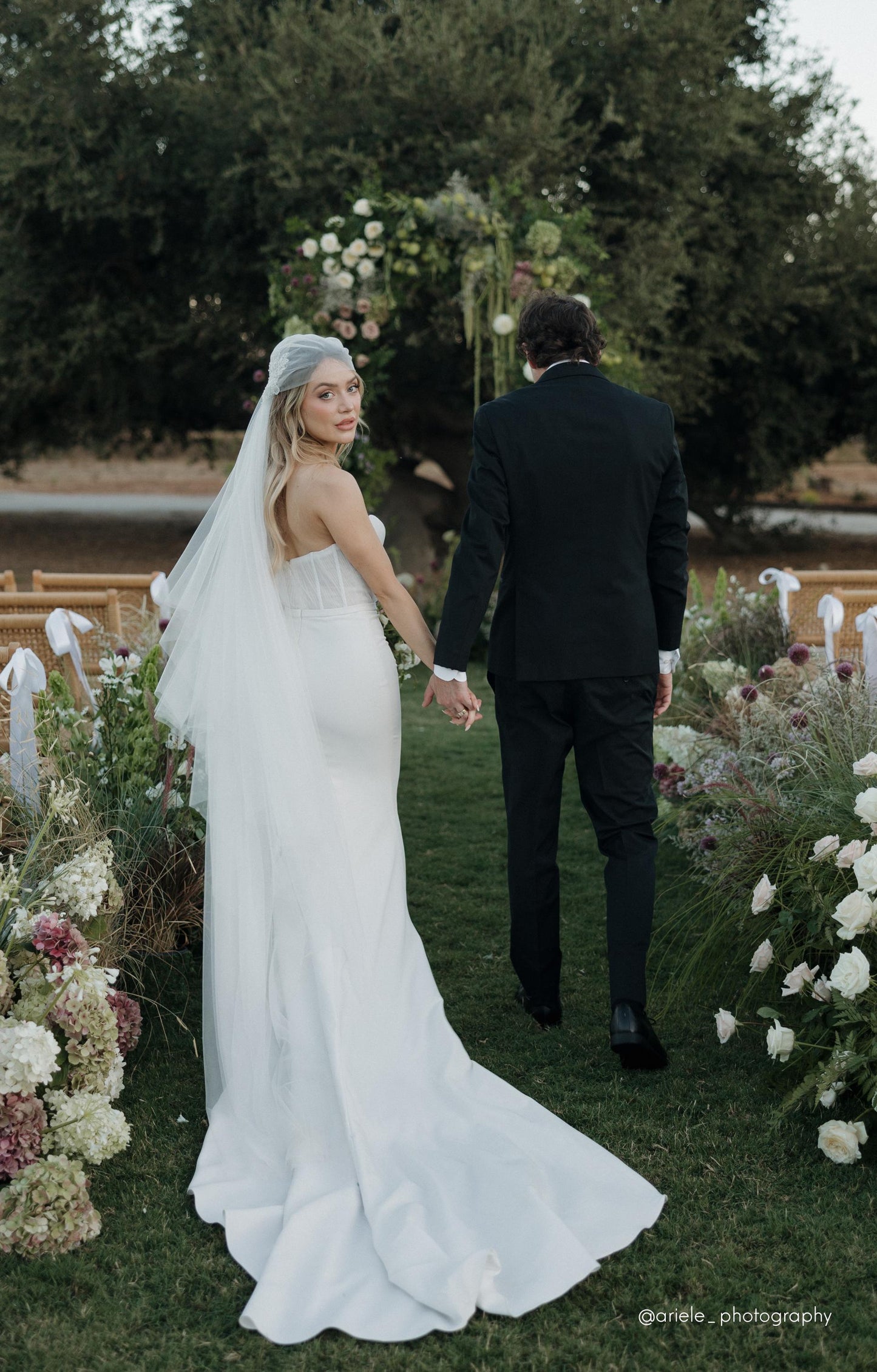 DEAR ROMEO | Juliet Cap Wedding Veil | Chapel Length