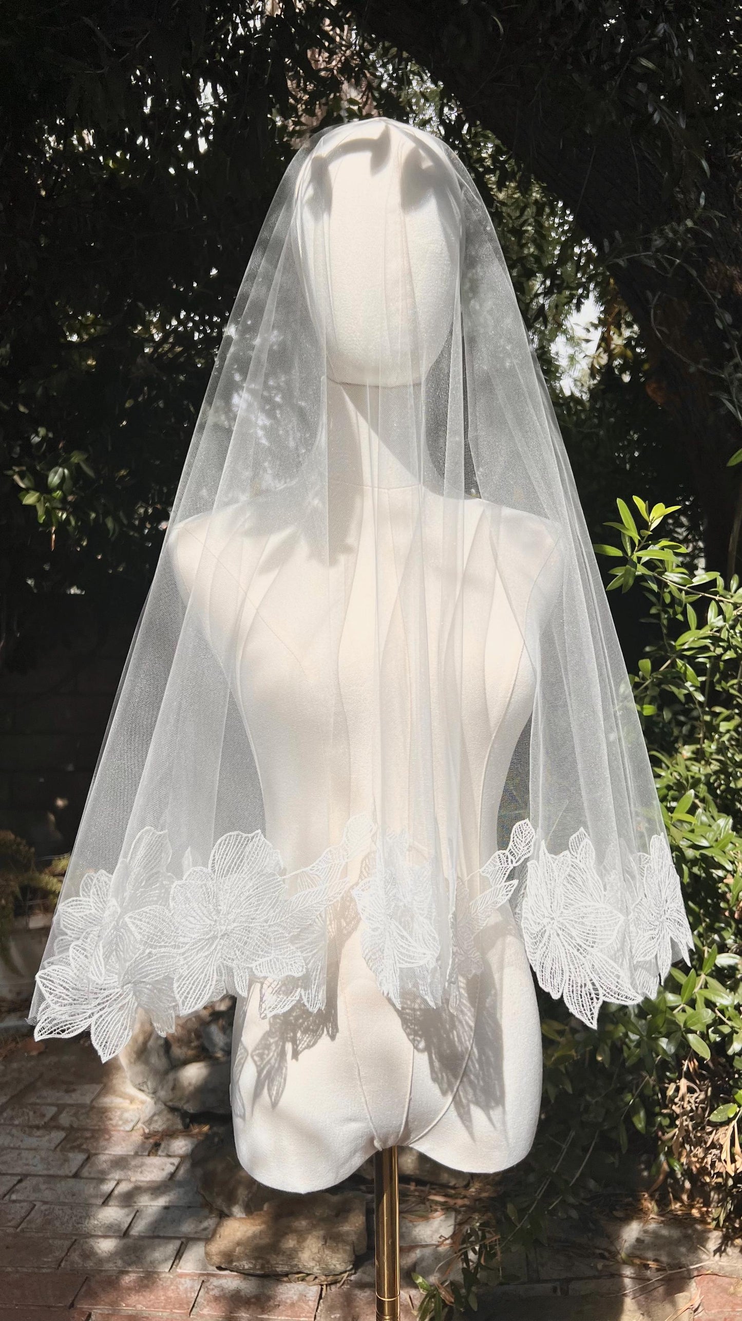 MARRY YOU | Floral Embroidered Veil