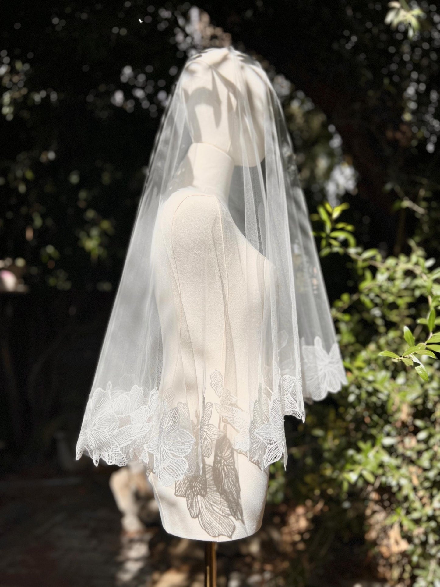 MARRY YOU | Floral Embroidered Veil