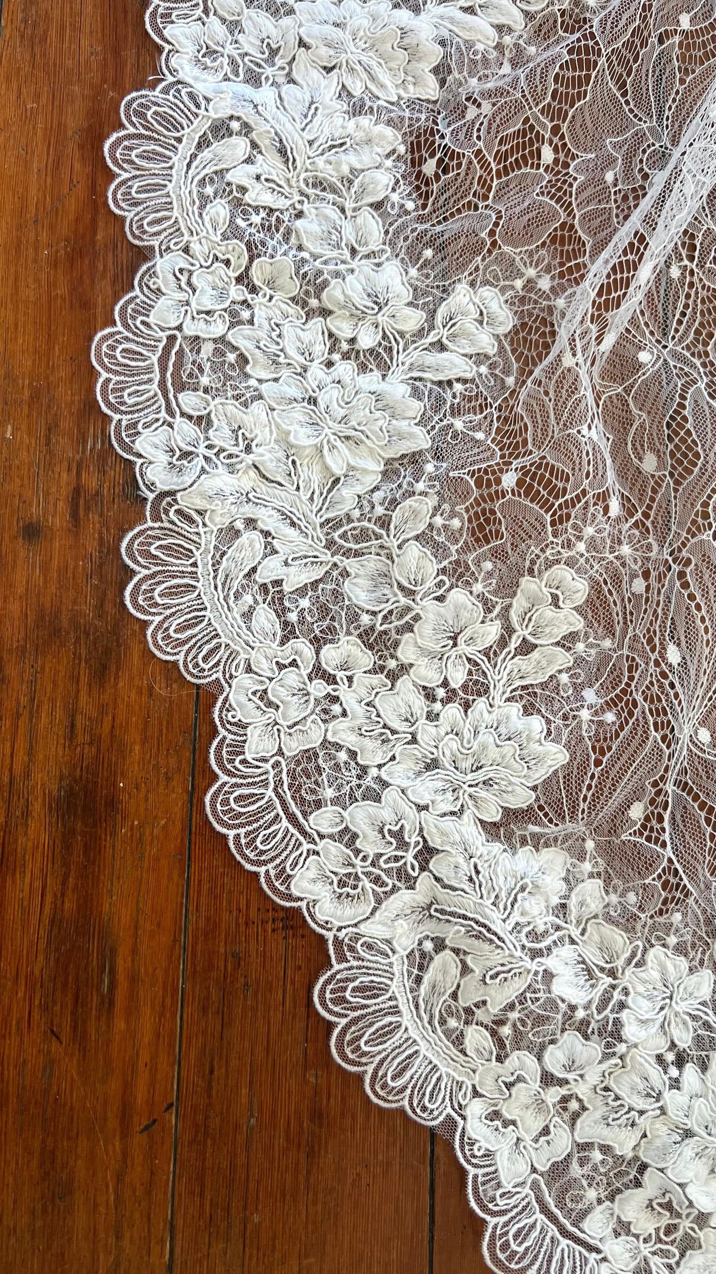 WHEN PETALS FALL Mantilla Veil | Scallop Lace Mantilla Bridal Veil, Chapel Veil, Mantilla