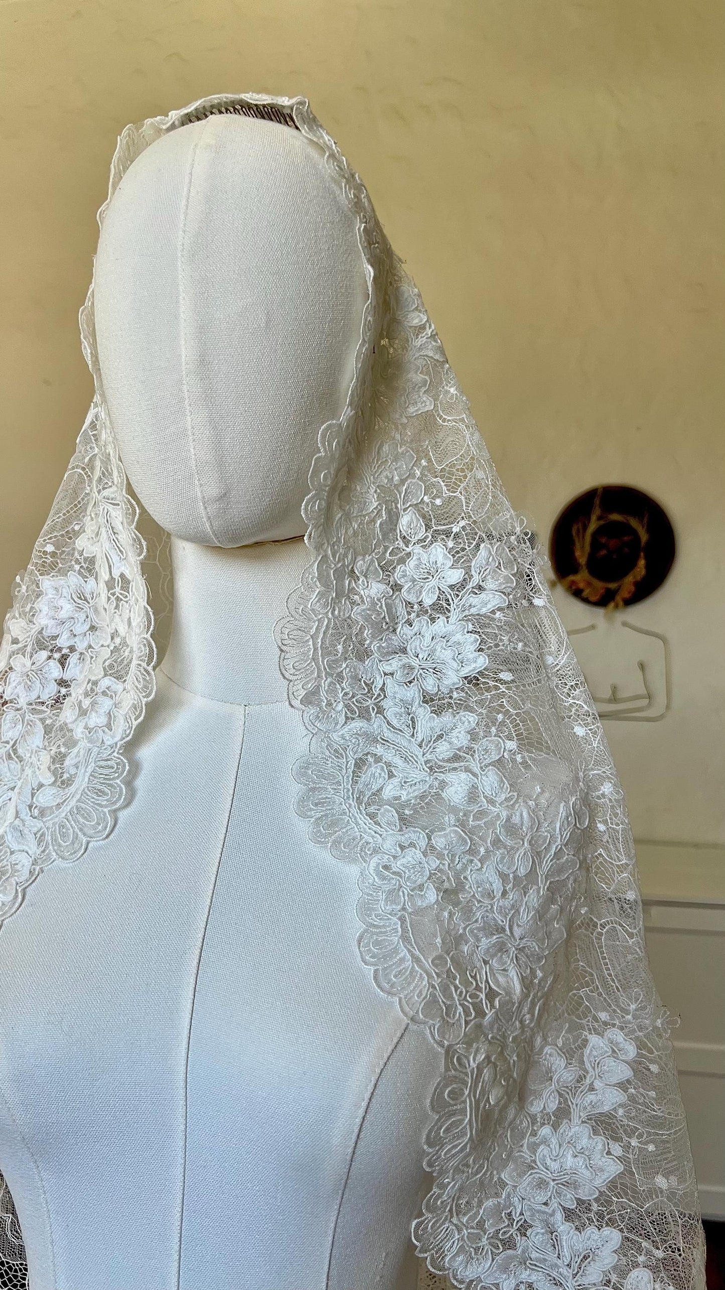 WHEN PETALS FALL Mantilla Veil | Scallop Lace Mantilla Bridal Veil, Chapel Veil, Mantilla
