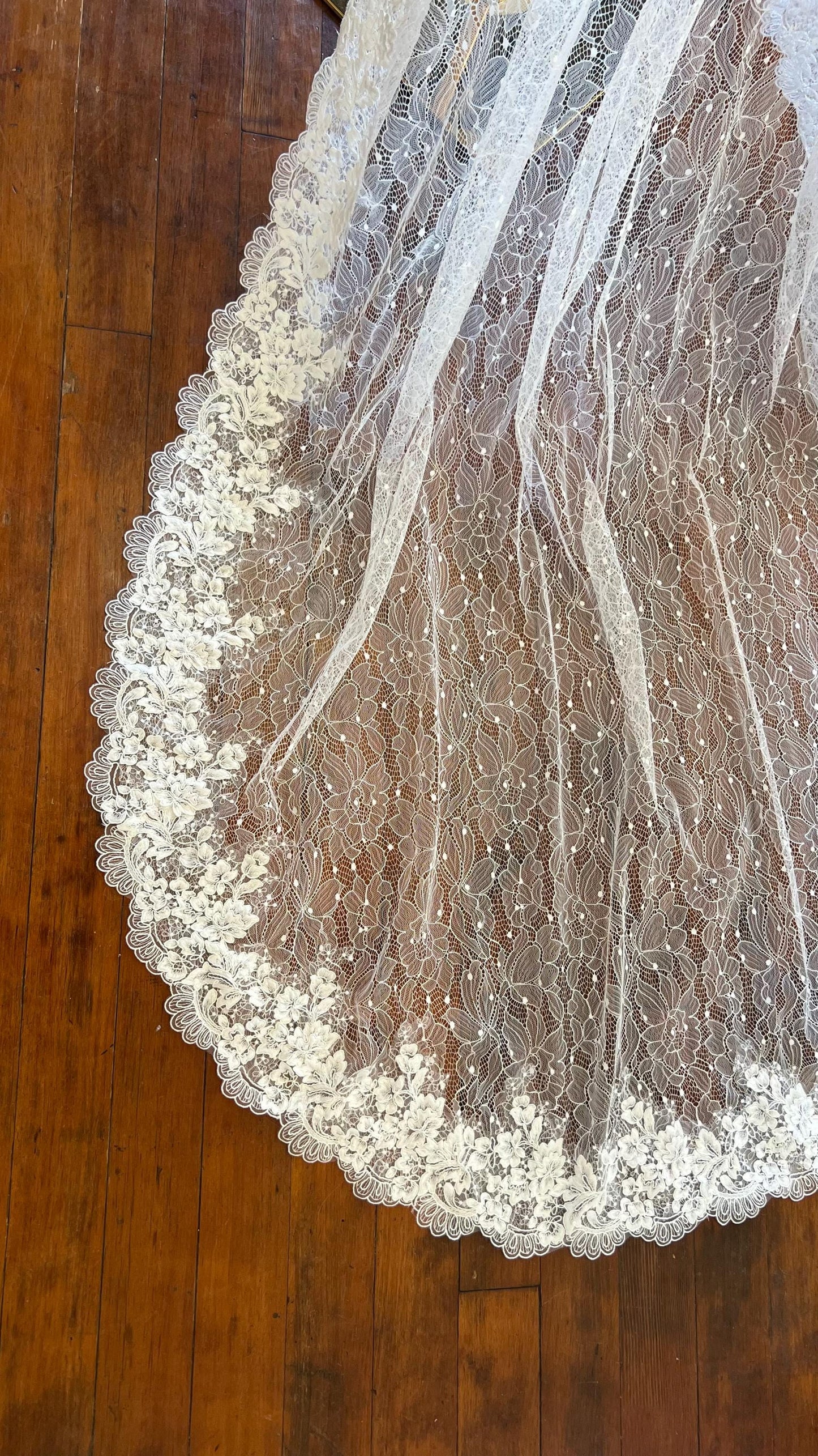 WHEN PETALS FALL Mantilla Veil | Scallop Lace Mantilla Bridal Veil, Chapel Veil, Mantilla